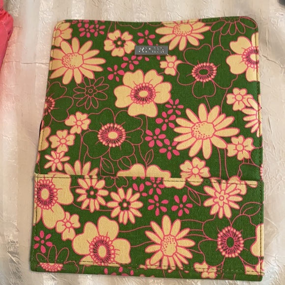 Miche Bundle-4 Magnetic Shells & 2 Bag Covers - Picture 5 of 10